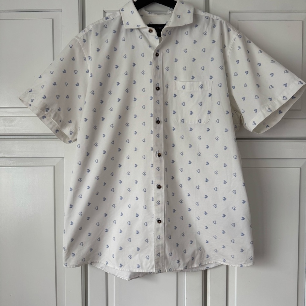 MTailor- Custom Made Men's White Shirt with‎ Blue Heart Pattern